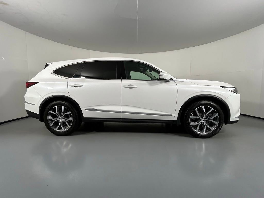 Used 2023 Acura MDX SH-AWD w/ Technology Package image 8