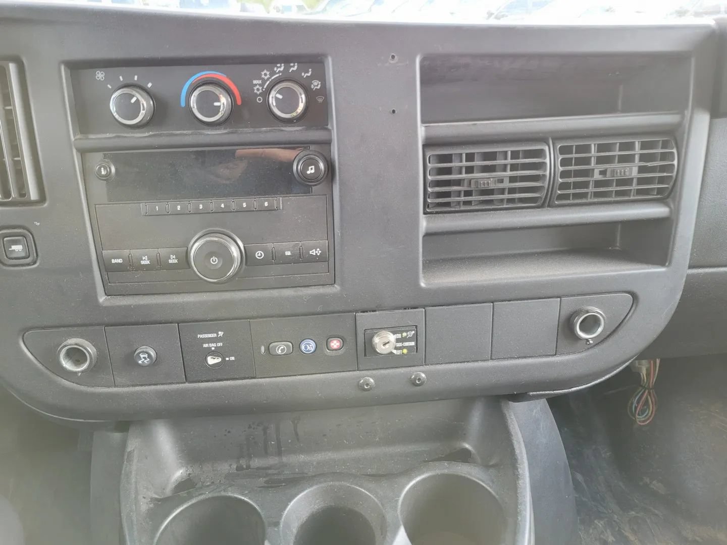 Used 2011 Chevrolet Express 3500 LS RWD image 10