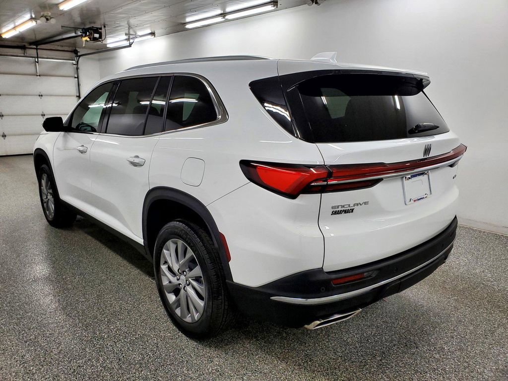 Used 2025 Buick Enclave Preferred image 6
