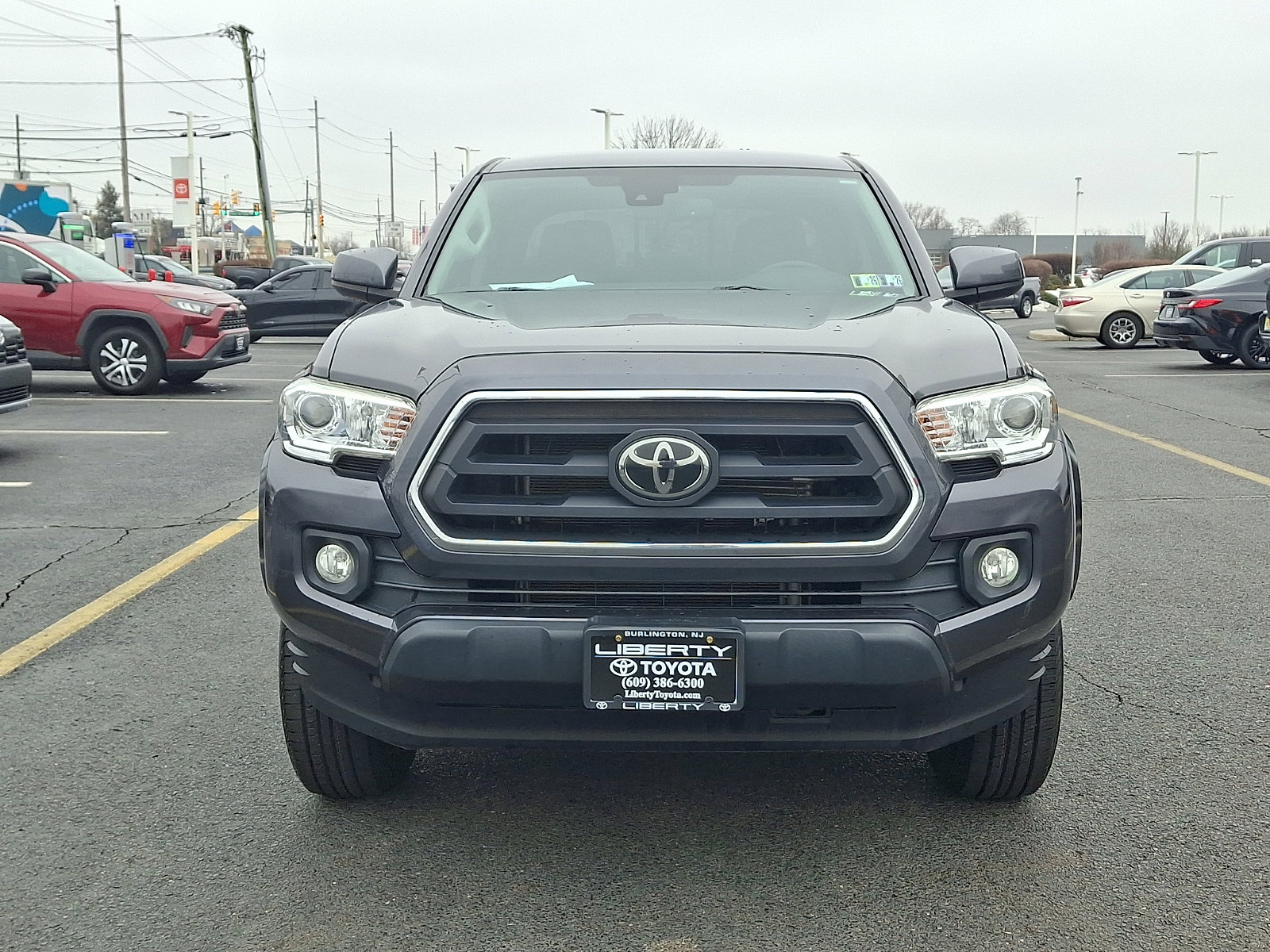 Used 2020 Toyota Tacoma SR5 image 2