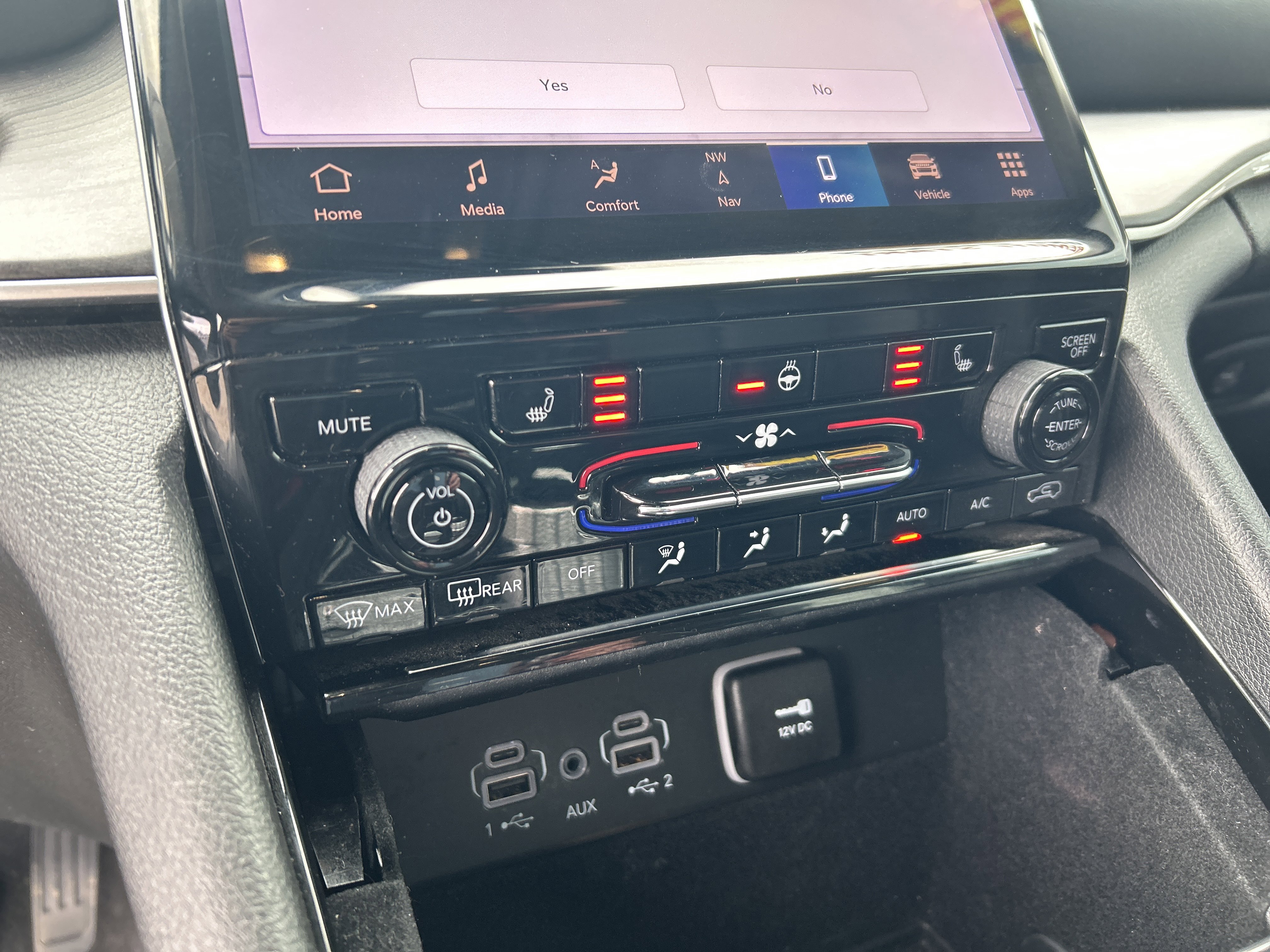 Used 2021 Jeep Grand Cherokee L Limited AWD/4WD image 24