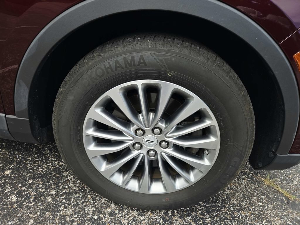 Used 2017 Lincoln MKX Select w/ Select Plus Package FWD image 17