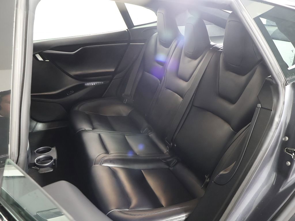 Used 2018 Tesla Model S 75D AWD/4WD image 30