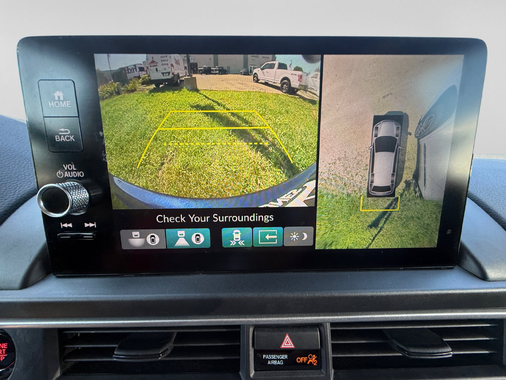 Used 2025 Honda Pilot Elite image 29