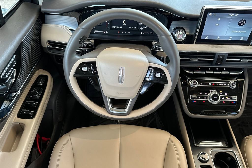 Used 2022 Lincoln Corsair FWD image 15