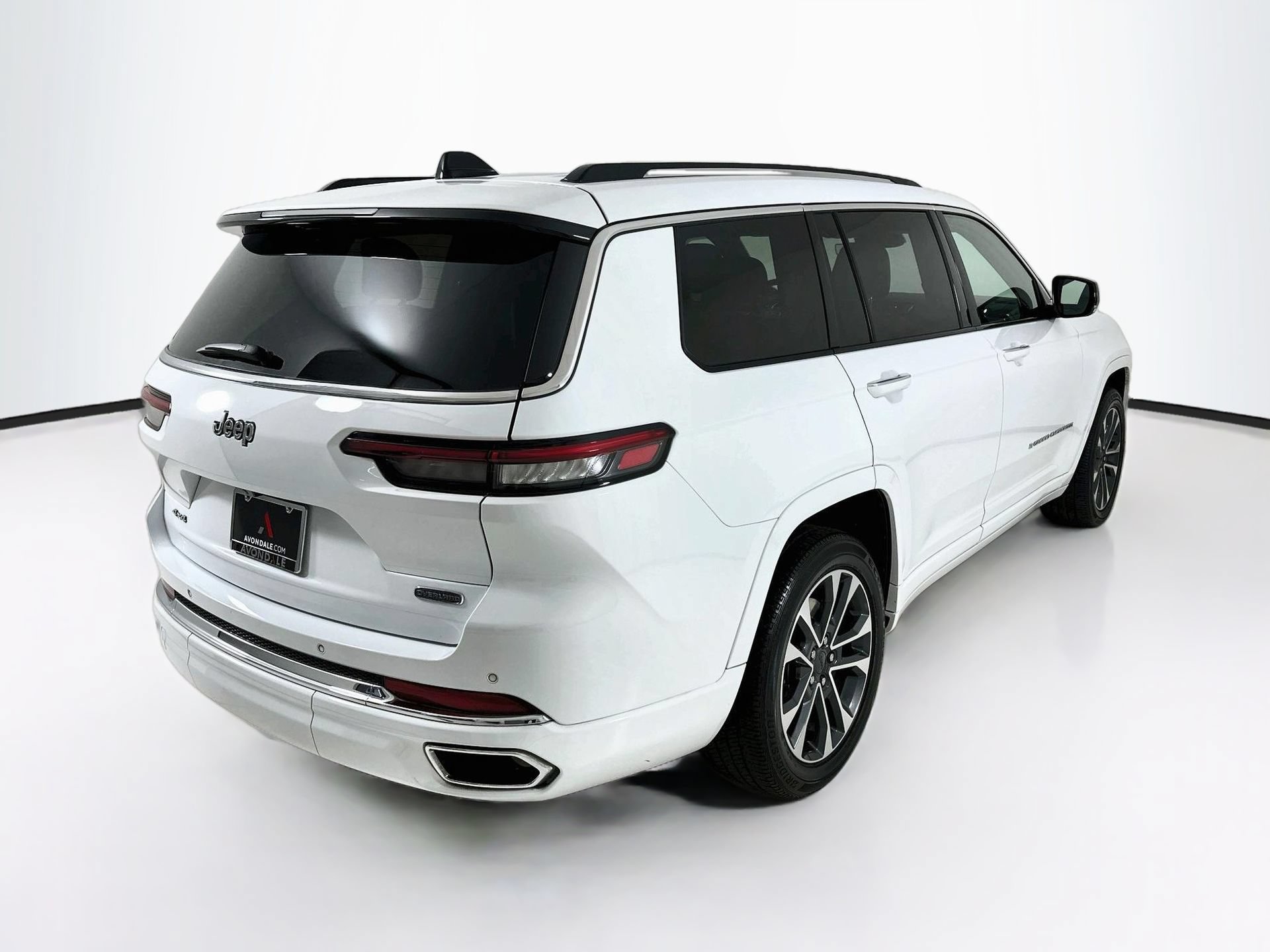 Used 2023 Jeep Grand Cherokee L Overland AWD/4WD image 8