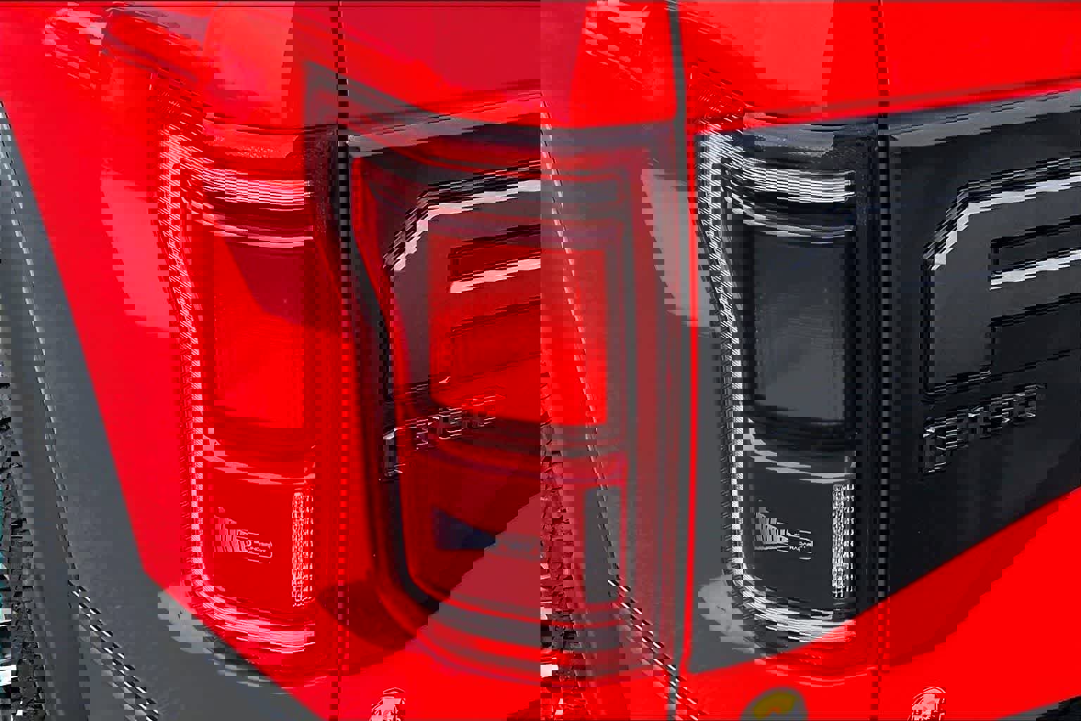 Used 2019 Ford F150 Raptor w/ Equipment Group 802A Luxury image 32