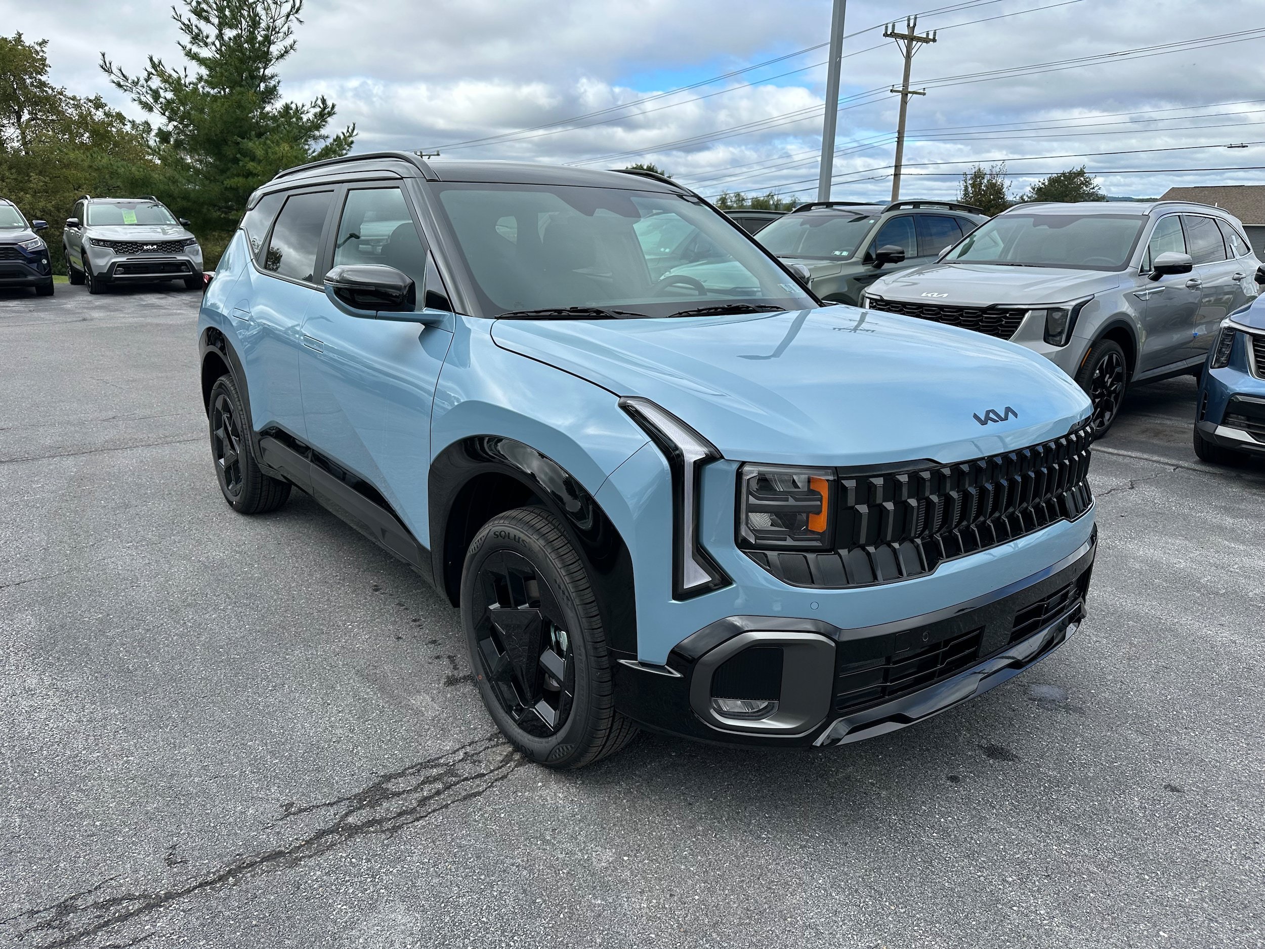 New 2027 Kia Seltos X-Line S AWD/4WD image 3