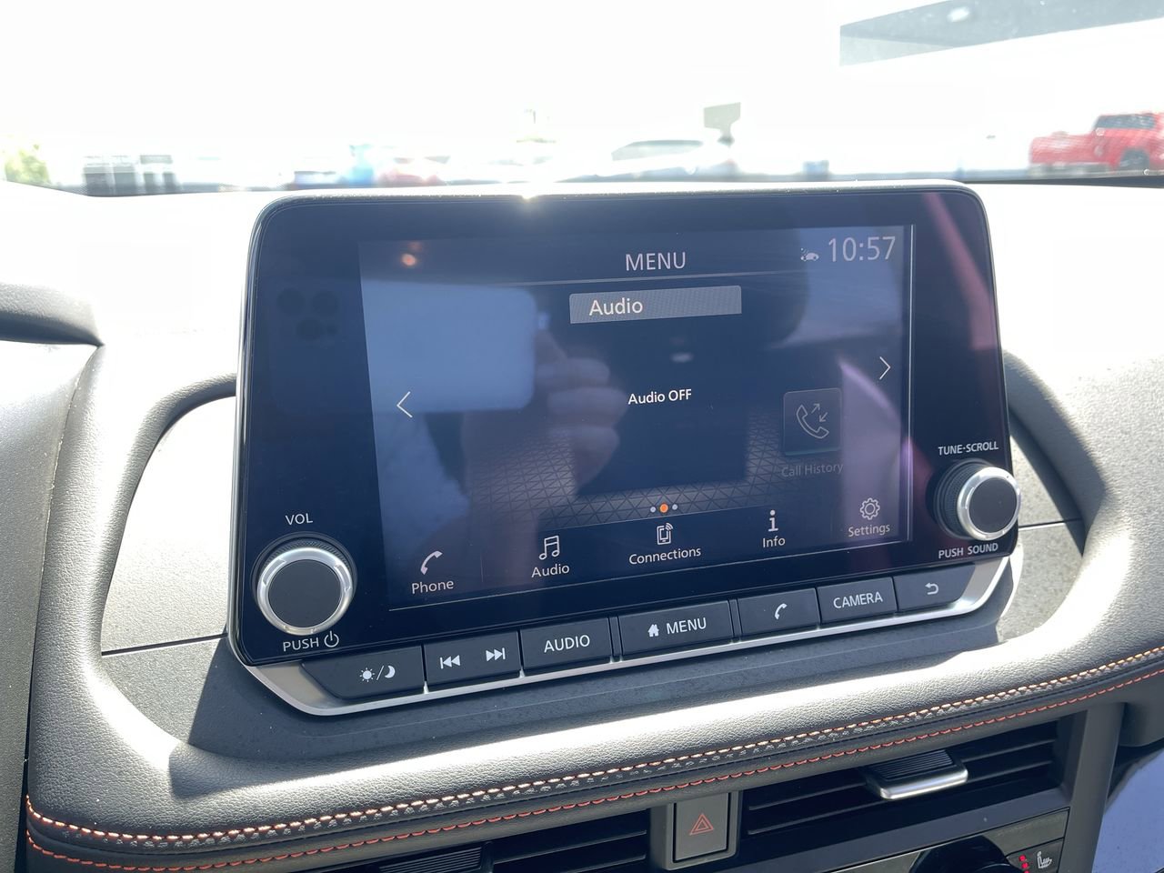 Used 2025 Nissan Rogue SV AWD/4WD image 13