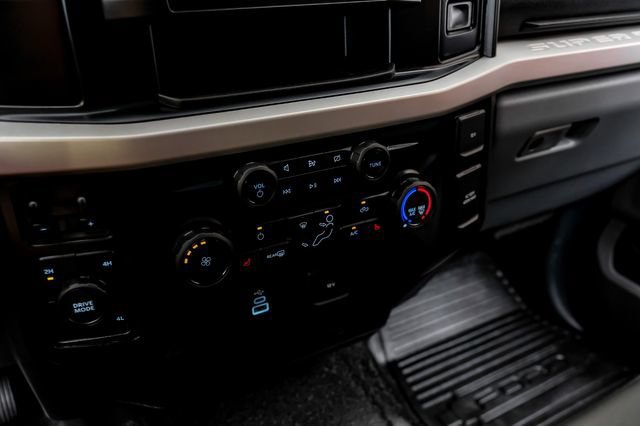 Used 2023 Ford F450 XLT w/ XLT Value Package AWD/4WD image 23