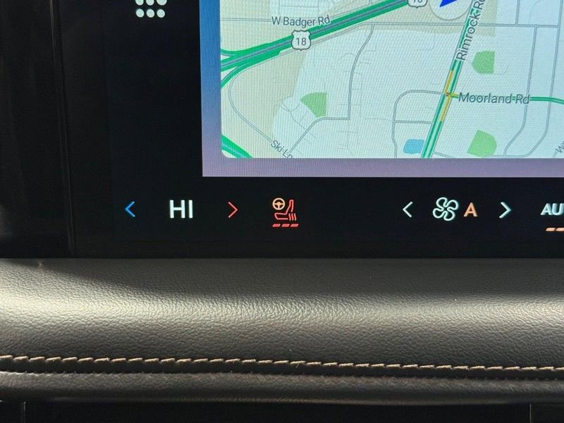 Used 2025 Lincoln Aviator Reserve w/ Equipment Group 201A image 19