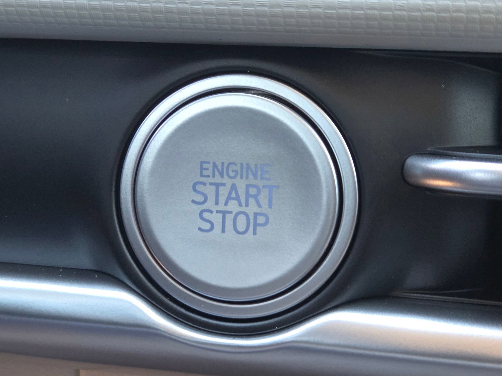 New 2026 Hyundai Tucson Blue SE image 14