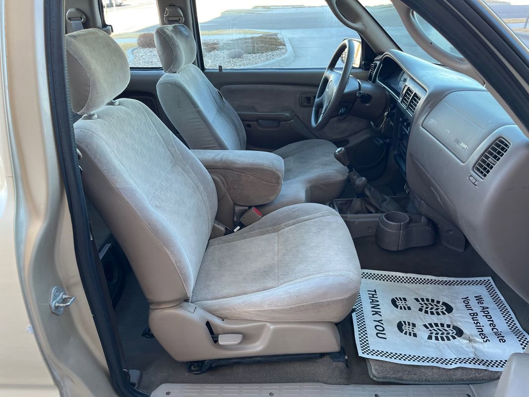 Used 2003 Toyota Tacoma 4x4 Xtracab V6 image 16