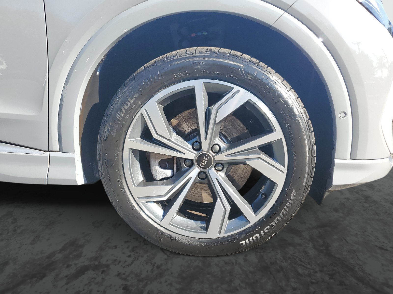 Used 2023 Audi Q4 e-tron Premium Plus AWD/4WD image 6