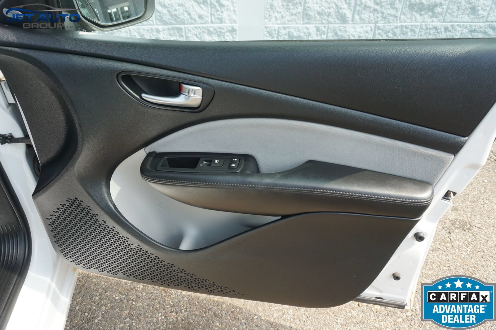 Used 2015 Dodge Dart SXT w/ Sun/Sound Group FWD image 22