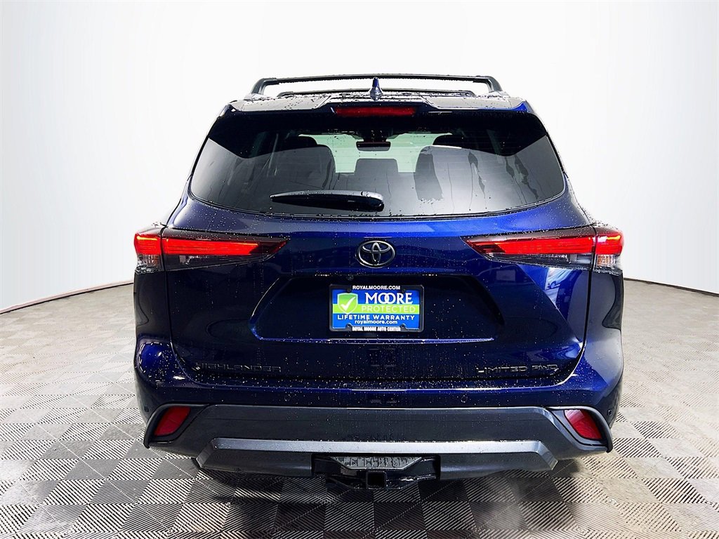 New 2026 Toyota Highlander Limited image 7