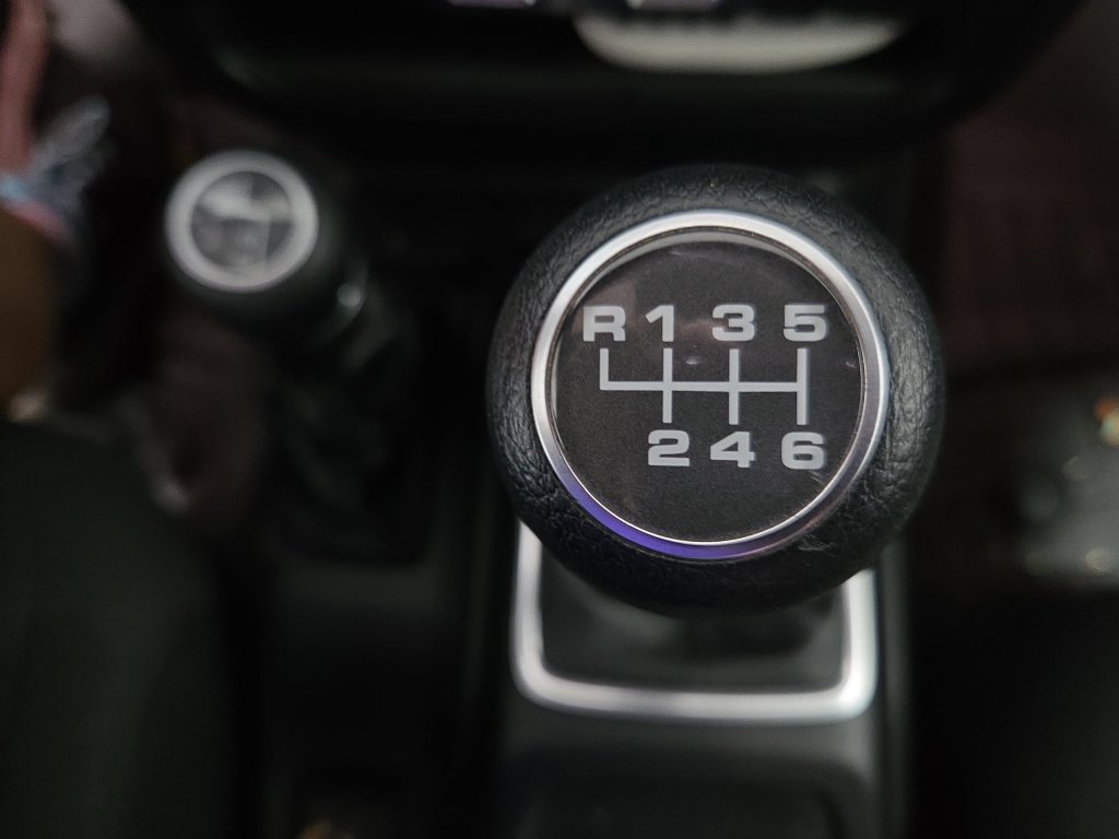 Used 2018 Jeep Wrangler Unlimited Sport S AWD/4WD image 7