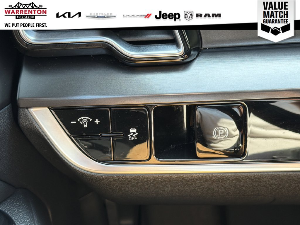 Used 2024 Kia Sportage EX AWD/4WD image 20