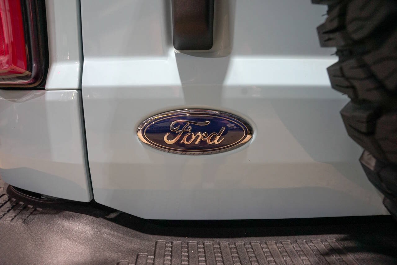 Used 2023 Ford Bronco Heritage Edition AWD/4WD image 40