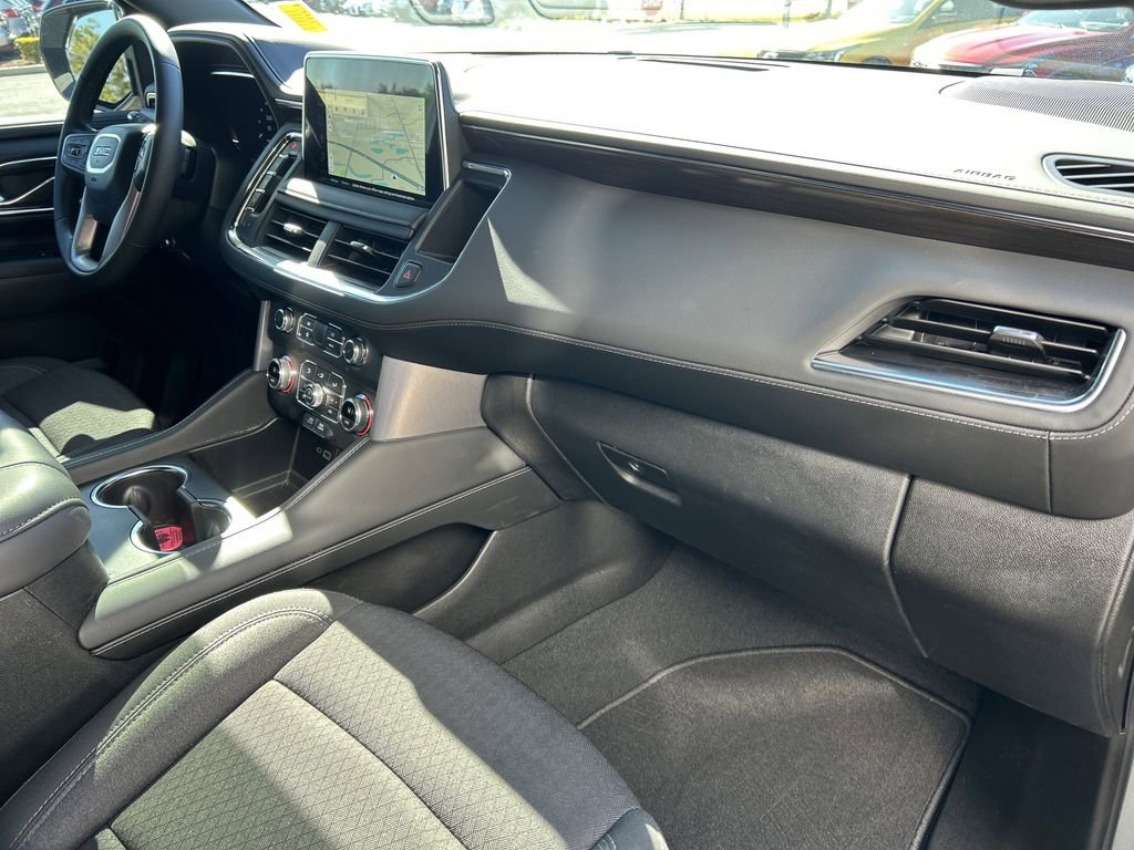 Certified 2024 GMC Yukon XL SLE w/ Gmc Pro Safety Plus Package image 12