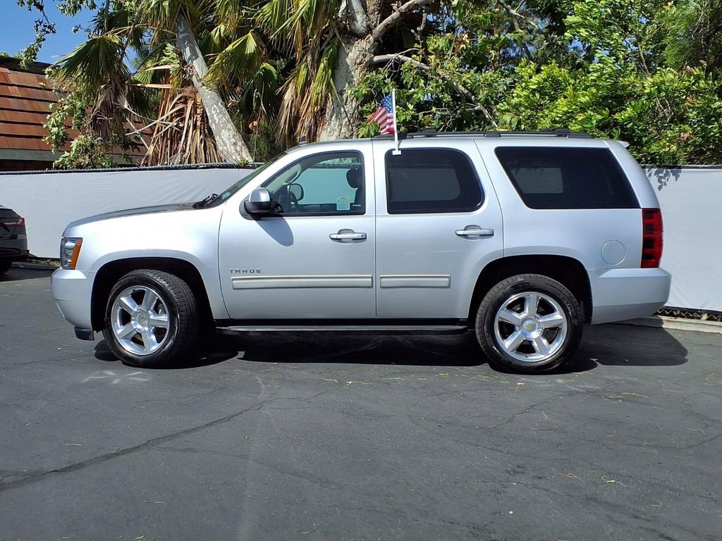 Used 2013 Chevrolet Tahoe LS w/ Convenience Package RWD image 3