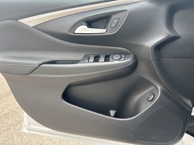 Used 2025 Buick Envista Avenir image 36