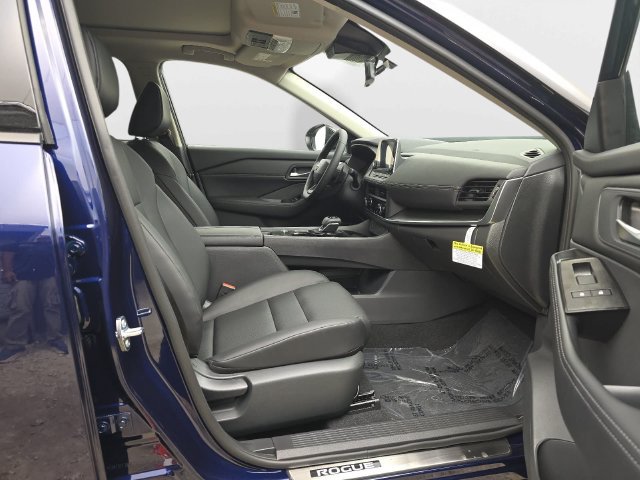 New 2026 Nissan Rogue Dark Armor FWD image 39
