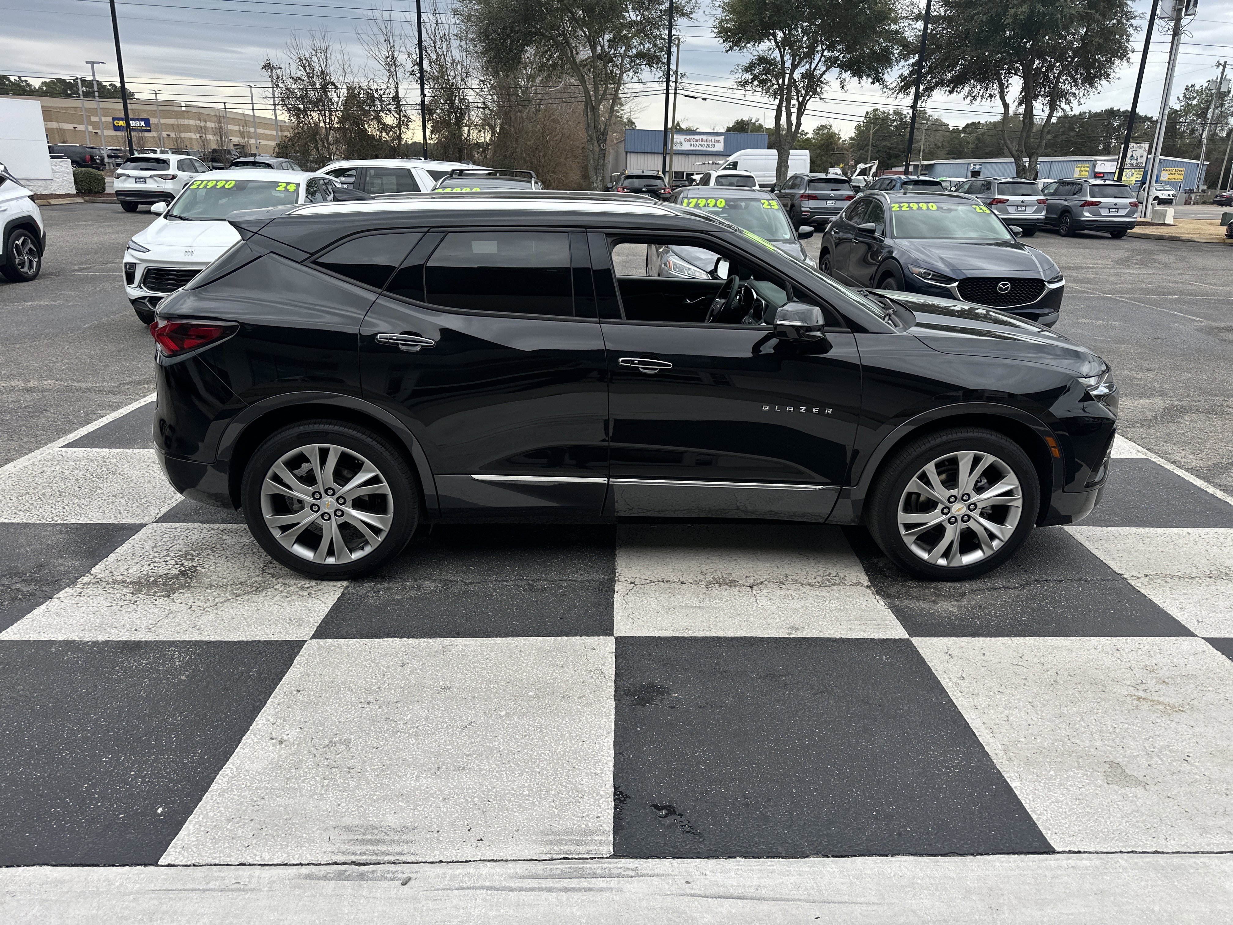Used 2022 Chevrolet Blazer Premier w/ Driver Confidence II Package image 3