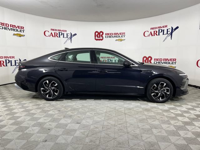 Used 2025 Hyundai Sonata SEL FWD image 8