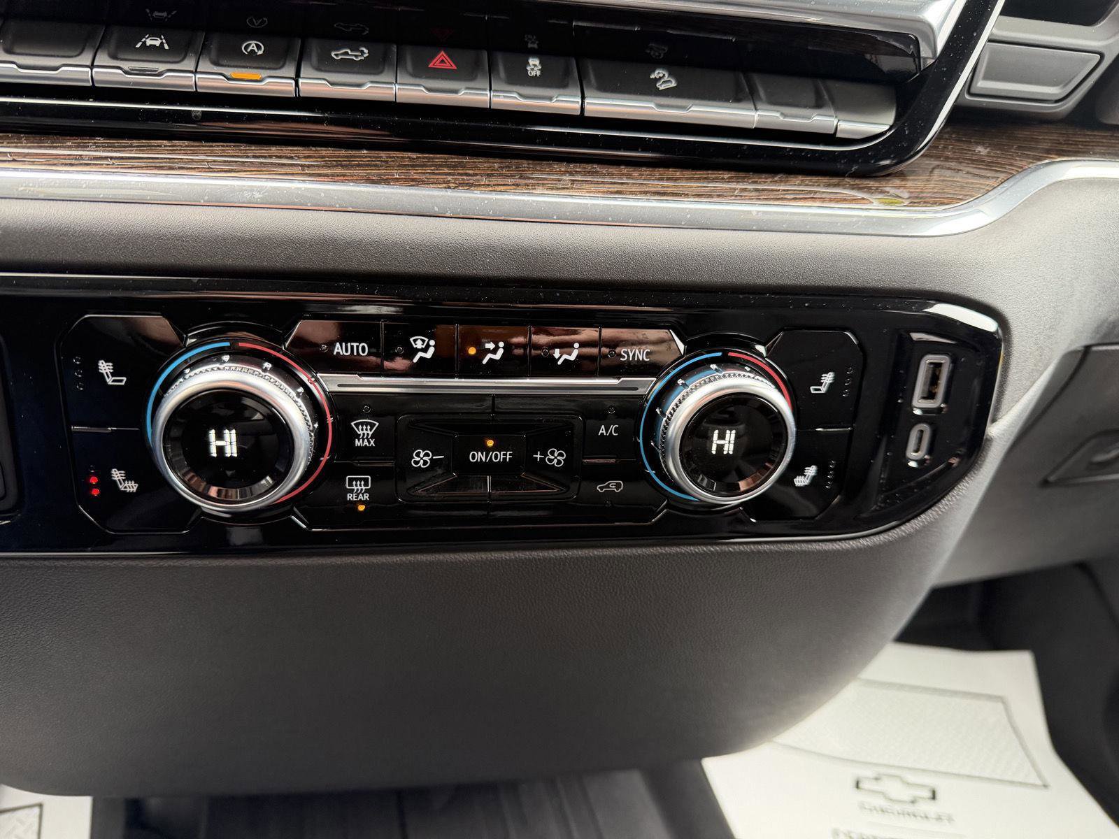 Used 2025 GMC Sierra 1500 Elevation image 14