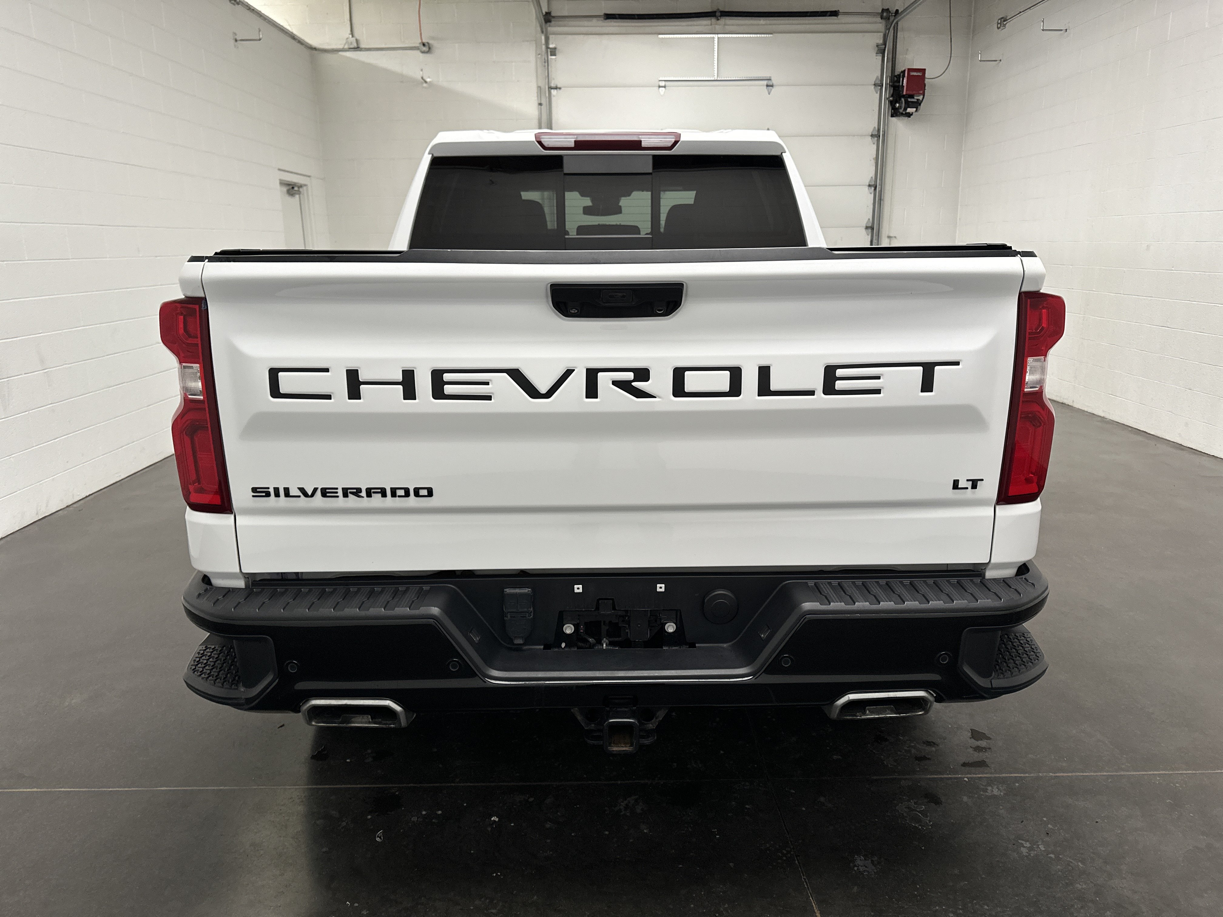 Used 2024 Chevrolet Silverado 1500 LT Trail Boss w/ LT Trail Boss Premium Package AWD/4WD image 10