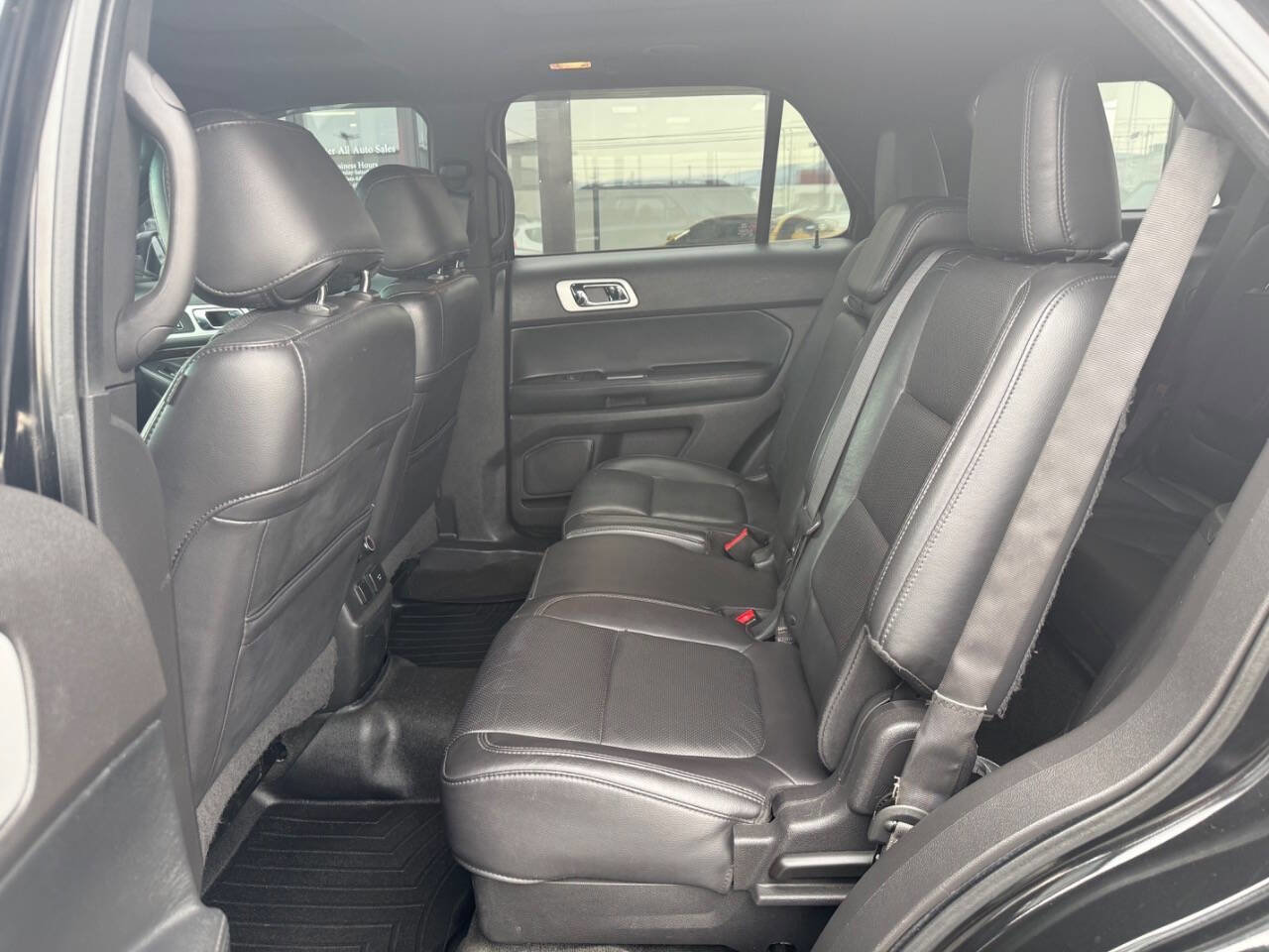 Used 2015 Ford Explorer Limited w/ Equipment Group 302A image 14