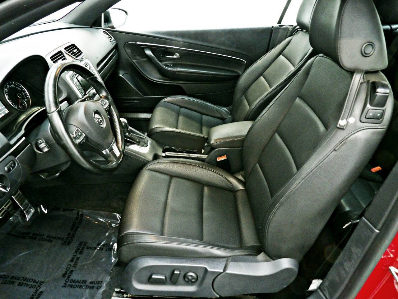 Used 2014 Volkswagen Eos image 8