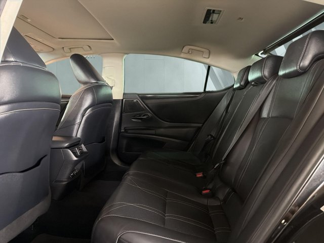 Used 2019 Lexus ES 350 w/ Accessory Package 2 FWD image 11