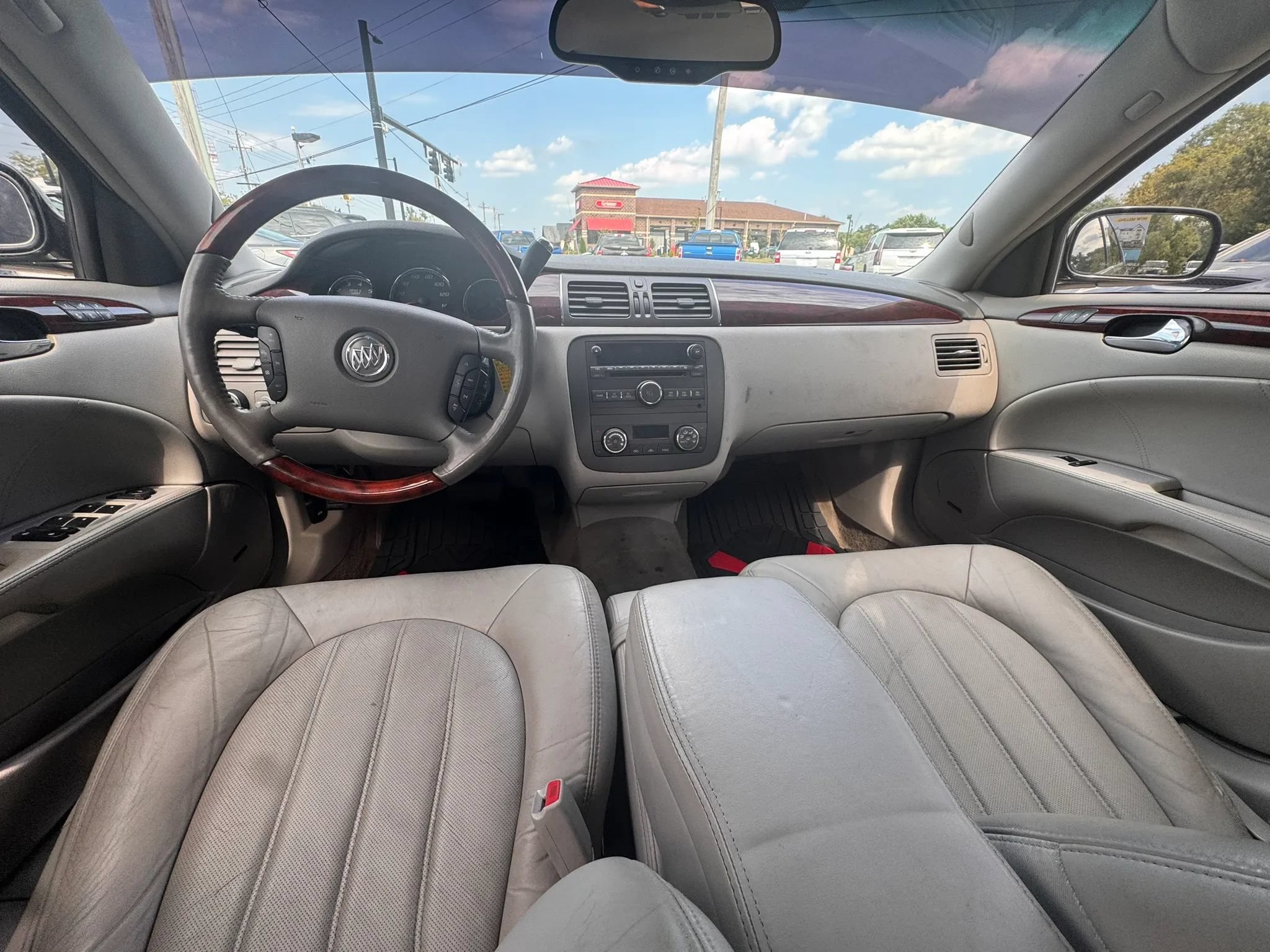 Used 2009 Buick Lucerne CXL FWD image 17