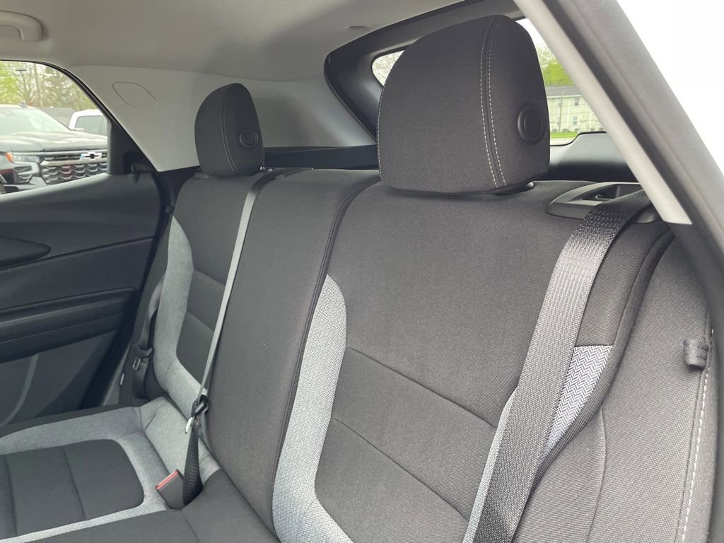 New 2026 Chevrolet TrailBlazer LS w/ LS Convenience Package FWD image 38