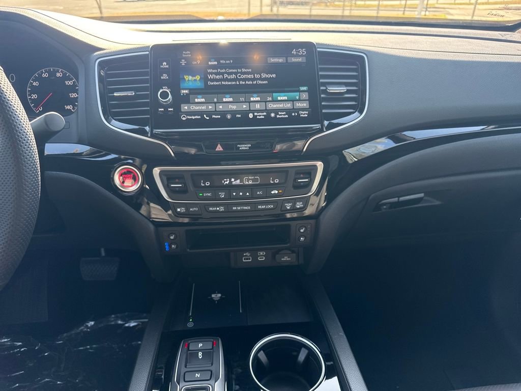 New 2026 Honda Ridgeline Black Edition image 15