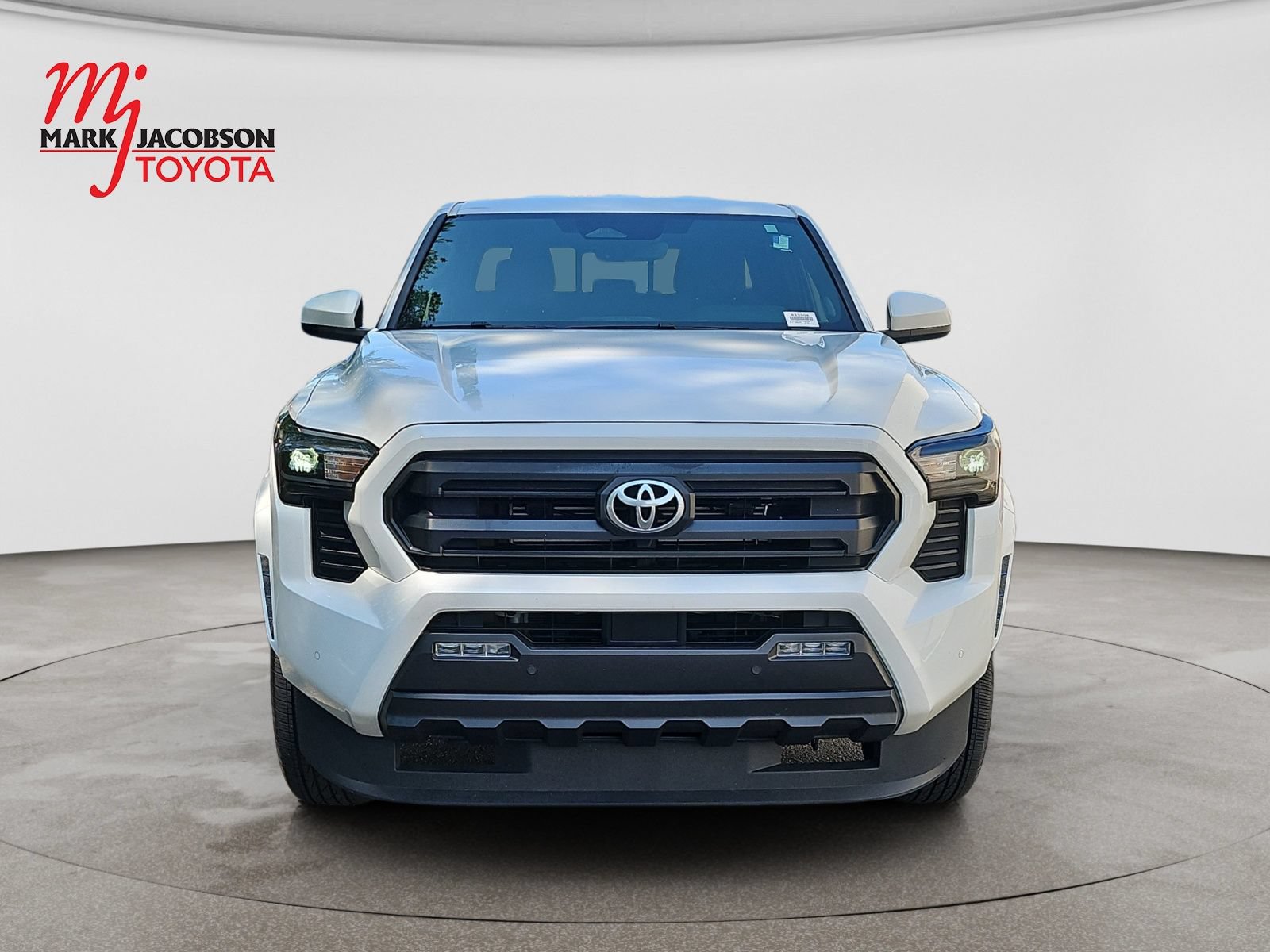 Used 2024 Toyota Tacoma SR5 w/ SR5 Upgrade Package RWD image 2