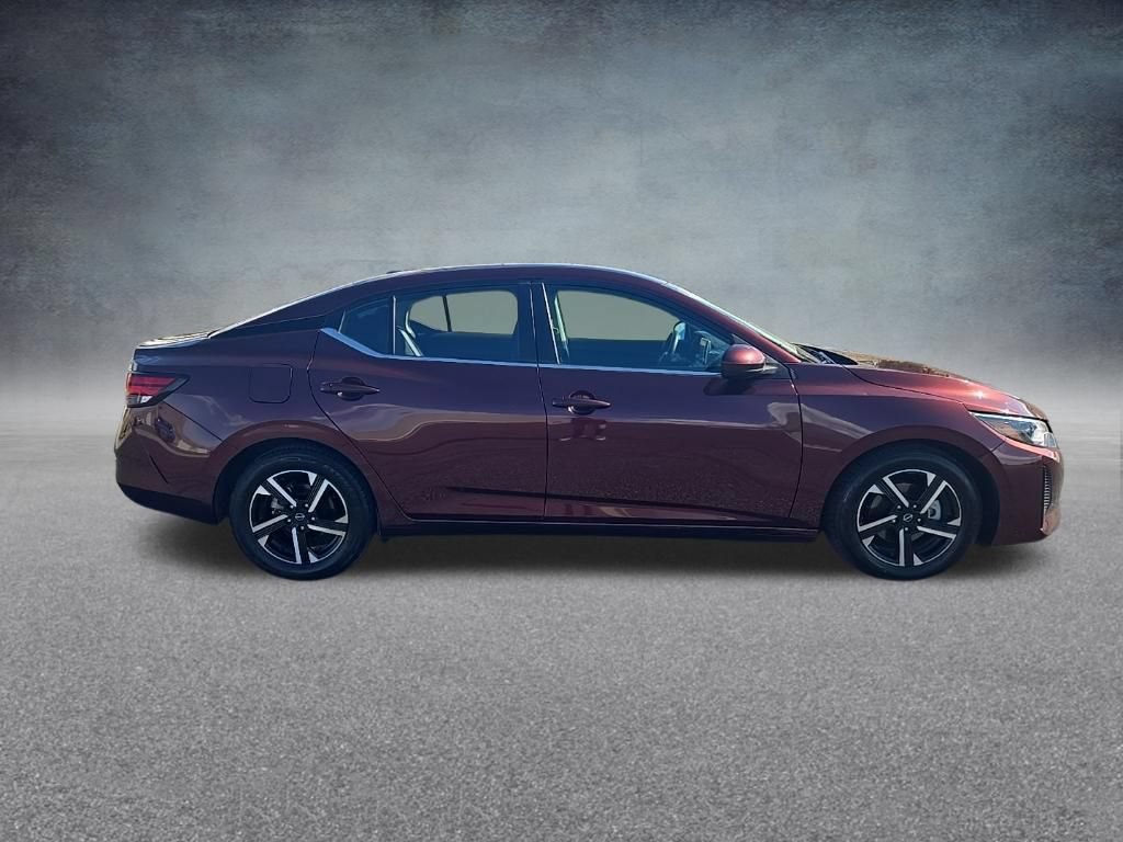 Used 2024 Nissan Sentra SV FWD image 2