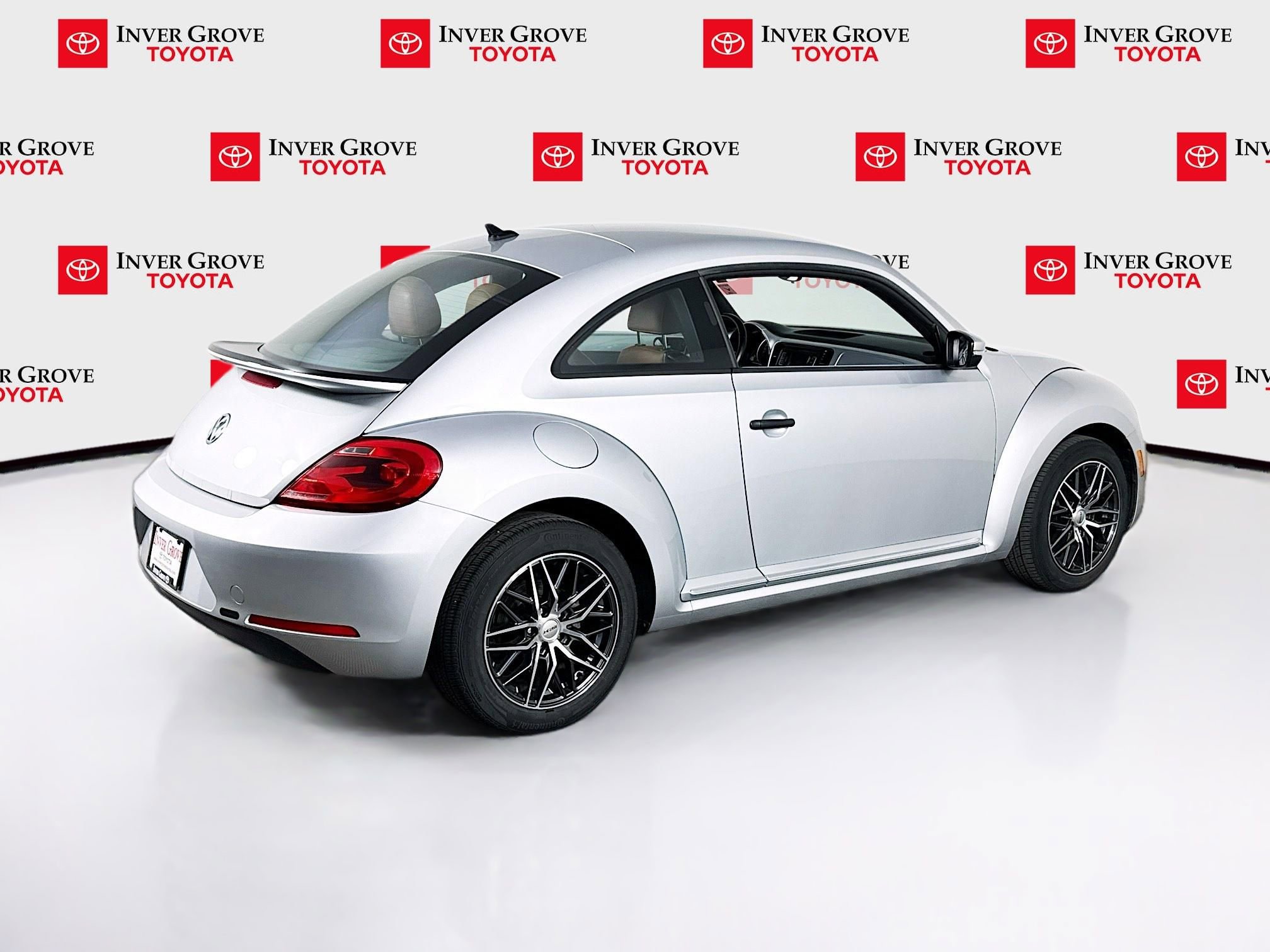 Used 2015 Volkswagen Beetle 1.8T FWD image 5