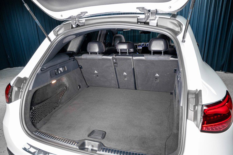 New 2026 Mercedes-Benz GLC 43 AMG 4MATIC image 6