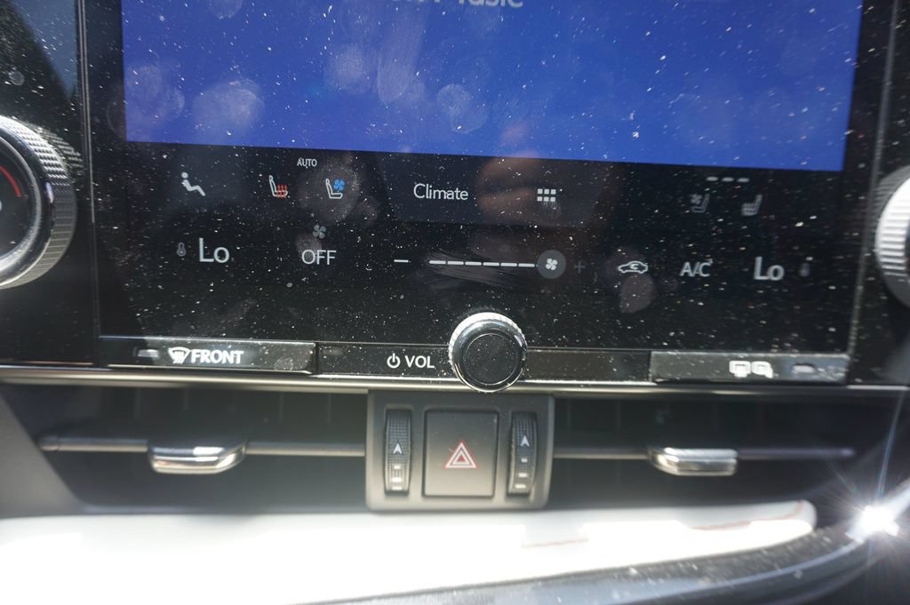 Used 2024 Lexus NX 250 FWD image 13