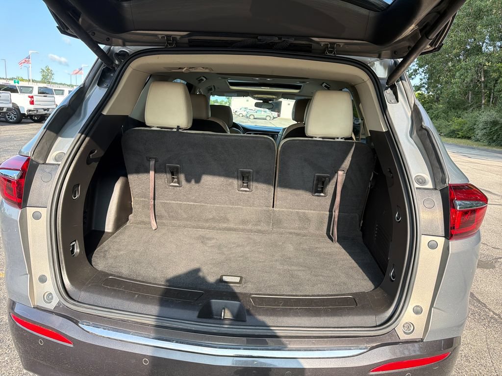 Used 2019 Buick Enclave Essence AWD/4WD image 29