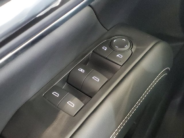 New 2027 GMC Terrain Elevation w/ Elevation Premium Package FWD image 16