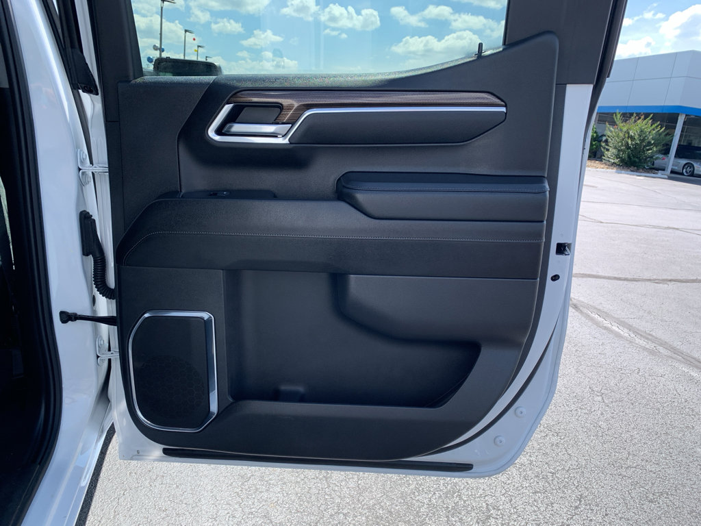 Used 2025 Chevrolet Silverado 1500 LT image 26