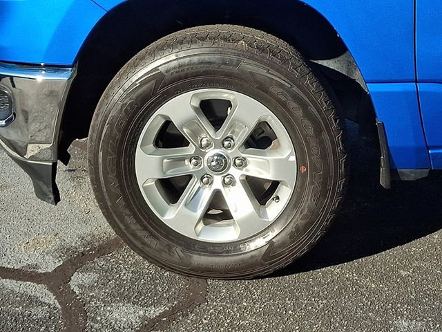 Used 2024 RAM 1500 Laramie AWD/4WD image 8