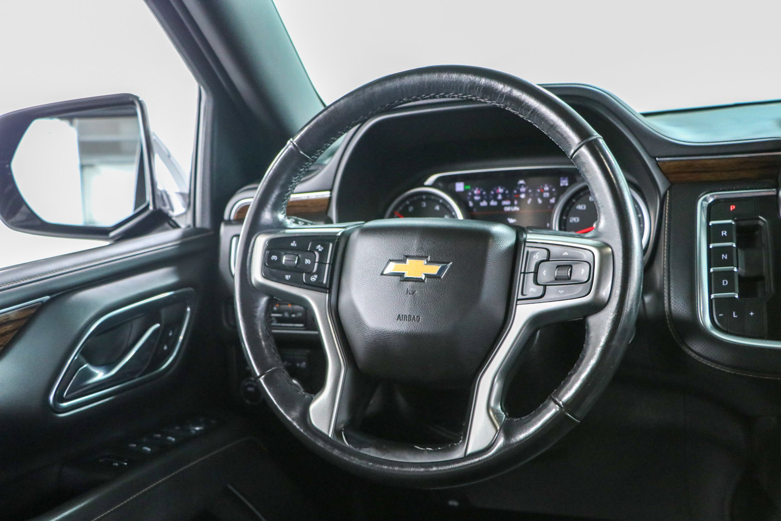 Used 2021 Chevrolet Tahoe Premier AWD/4WD image 13
