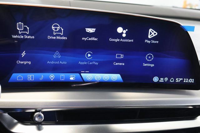 New 2026 Cadillac Lyriq Signature Luxury image 18