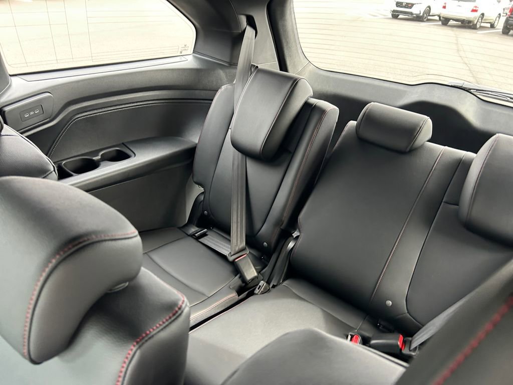 New 2026 Honda Odyssey Sport-L image 18