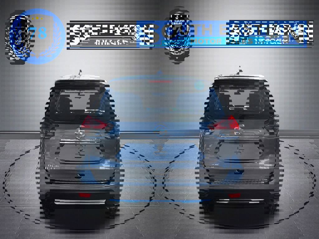 Used 2018 Nissan Rogue S image 4